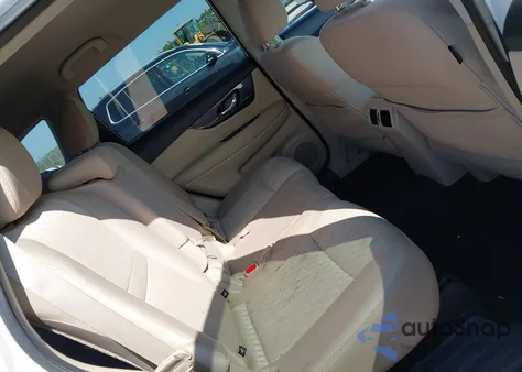 2017 Nissan Rogue Sv z USA, uszkodzony, nr VIN KNMAT2MV5HP599039